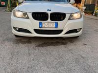 Usata BMW 118 143 CV (105 kW) 2010 Bianco Utilitaria
