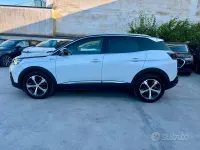 Usata Peugeot 3008 GT-line 120 CV (88 kW) 2017 Bianco SUV