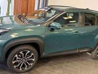 Nuova Toyota Yaris Cross Comfort 131 CV (96 kW) 2025 Everest green SUV