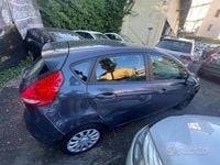 Begagnad Ford Fiesta Titanium 2011 Grå Sedan