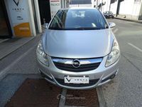 Usata Opel Corsa Club 80 CV (58 kW) 2007 Argento Berlina