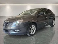 Usata Lancia Delta Gold 120 CV (88 kW) 2013 Grigio Utilitaria