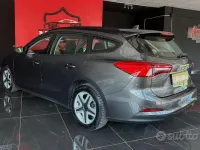 Usata Ford Focus ST-Line 120 CV (88 kW) 2022 Grigio Station wagon
