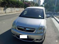 Usata Opel Meriva Cosmo 101 CV (74 kW) 2006 Argento Monovolume