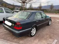 Usata Mercedes C200 Elegance 192 CV (141 kW) 1997 Verde Berlina