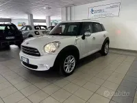 Usata Mini One D Countryman 90 CV (66 kW) 2015 Bianco metallizzato SUV