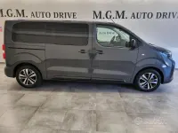 Usata Peugeot Traveller Business-Line 177 CV (130 kW) 2025 Grigio scuro Monovolume