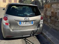 Usata Toyota Verso 112 CV (82 kW) 2015 Marrone Monovolume
