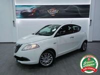 Usata Lancia Ypsilon Gold 69 CV (50 kW) 2013 Bianco Utilitaria
