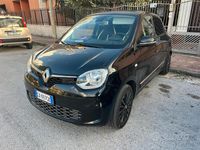 Usata Renault Twingo Urban Night 60 kW (82 CV) 2024 Nero Utilitaria