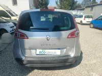 Usata Renault Scénic III 130 CV (95 kW) 2010 Argento Monovolume