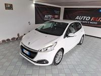 Usata Peugeot 208 Allure 75 CV (55 kW) 2016 Bianco Utilitaria
