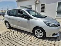 Usata Renault Scénic LIMITED 110 CV (80 kW) 2016 Grigio Monovolume