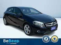 Usata Mercedes A180 109 CV (80 kW) 2015 Nero pastello Utilitaria