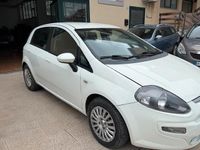Usata Fiat Punto Evo Dynamic 75 CV (55 kW) 2010 Bianco Utilitaria
