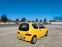 Usata Fiat 600 150 CV (110 kW) 1999 Giallo Utilitaria