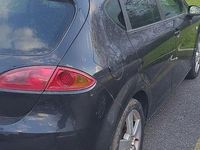 Usata Seat Leon 105 CV (77 kW) 2005 Nero Utilitaria