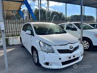Usata Toyota Verso 126 CV (92 kW) 2012 Bianco Monovolume