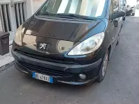 Usata Peugeot 1007 68 CV (50 kW) 2007 Nero Monovolume