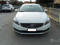Usata Volvo V60 114 CV (83 kW) 2015 Bianco Station wagon