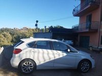 Usata BMW 218 150 CV (110 kW) 2018 Bianco Monovolume