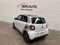 Usata Smart ForFour Prime 70 CV (51 kW) 2015 Bianco Utilitaria