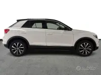 Usata VW T-Roc Advance 116 CV (85 kW) 2019 Bianca SUV