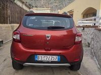 Usata Dacia Sandero Stepway 90 CV (66 kW) 2015 Berlina