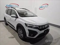 Usata Dacia Jogger Expression 101 CV (74 kW) 2023 Bianco Monovolume
