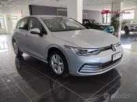 Usata VW Golf VII Life 150 CV (110 kW) 2021 Grigio Utilitaria