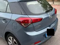 Usata Hyundai i20 75 CV (55 kW) 2015 Grigio Berlina