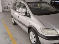 Usata Opel Zafira 125 CV (91 kW) 2002 Grigio Monovolume