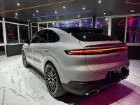 Usata Porsche Cayenne 354 CV (260 kW) 2023 Grigio SUV