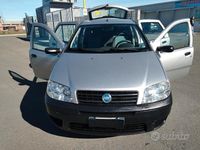 Usata Fiat Punto Active 60 CV (44 kW) 2006 Grigio Utilitaria