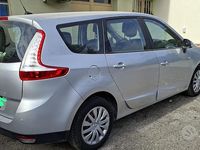 Usata Renault Grand Scénic III 110 CV (80 kW) 2014 Grigio Monovolume