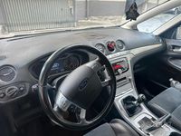 Usata Ford S-MAX 140 CV (102 kW) 2009 Monovolume