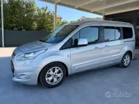 Usata Ford Tourneo Connect Titanium 120 CV (88 kW) 2017 Grigio Monovolume