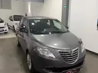 Usata Lancia Ypsilon Gold 69 CV (50 kW) 2015 Grigio Utilitaria