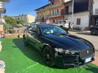 Usata Jaguar XE Portfolio 180 CV (132 kW) 2016 Nero Berlina