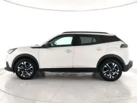 Usata Peugeot e-2008 Allure 56 kW (77 CV) 2022 Bianco SUV