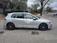 Usata VW Golf VII Life 116 CV (85 kW) 2021 Grigio Utilitaria