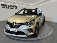 Usata Renault Captur Techno 145 CV (106 kW) 2023 Grigio chiaro SUV