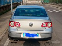 Usata VW Passat Highline 140 CV (102 kW) 2007 Grigio Berlina