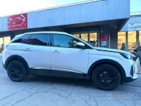 Usata Peugeot 3008 Allure 131 CV (96 kW) 2022 Bianco SUV