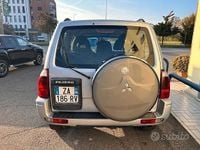 Usata Mitsubishi Pajero 116 CV (85 kW) 2004 Argento SUV