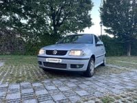 Usata VW Polo Highline 75 CV (55 kW) 2000 Grigio Berlina