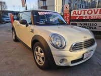 Usata Mini ONE 75 CV (55 kW) 2010 Beige Utilitaria