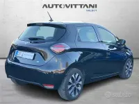 Usata Renault Zoe Zen 50 kW (69 CV) 2021 Nero Utilitaria