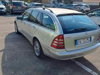 Usata Mercedes C220 Avantgarde 143 CV (105 kW) 2001 Grigio Station wagon