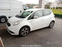Usata Kia Venga 90 CV (66 kW) 2018 Bianco Utilitaria